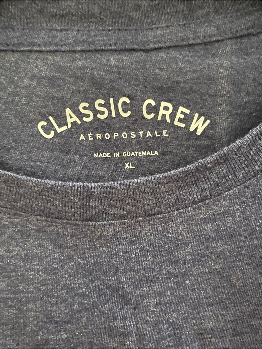 Aeropostale Navy Blue Tee with Pink Graphic Roses - Picture 3 of 3